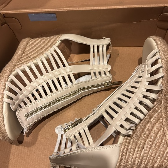 JustFab birch white wedge espadrille sandals NIB 7.5 - Picture 9 of 9